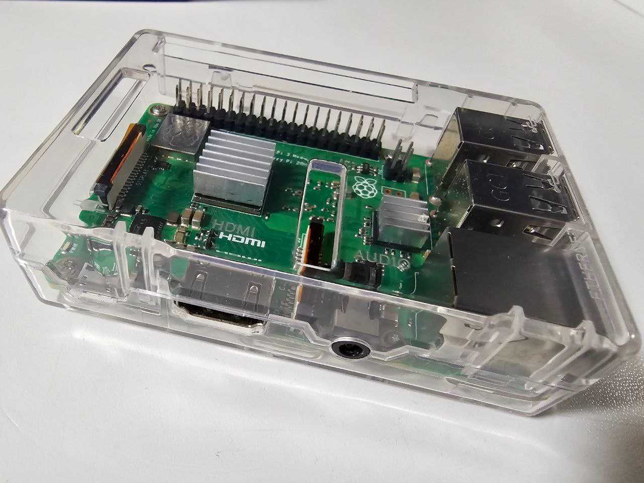Мікрокомп'ютер Raspberry Pi 3 Model B+ (комплект)