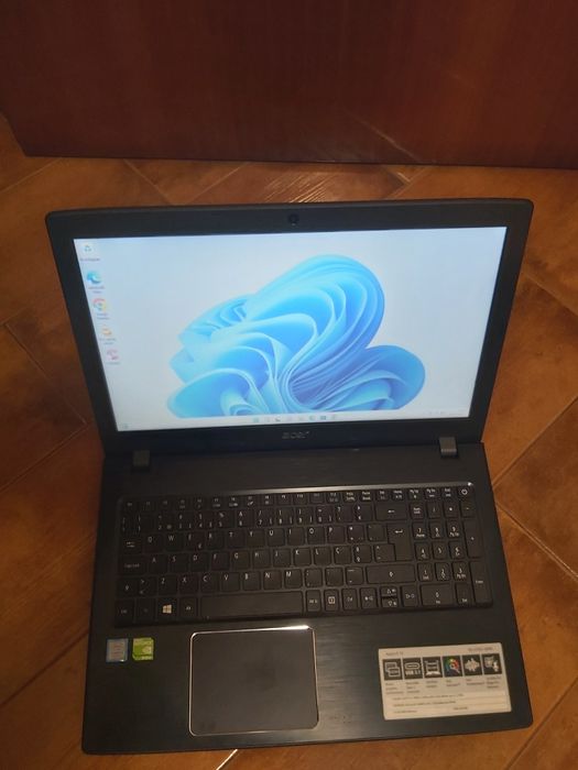Portátil Acer E5-575G i5 c/ NVMe