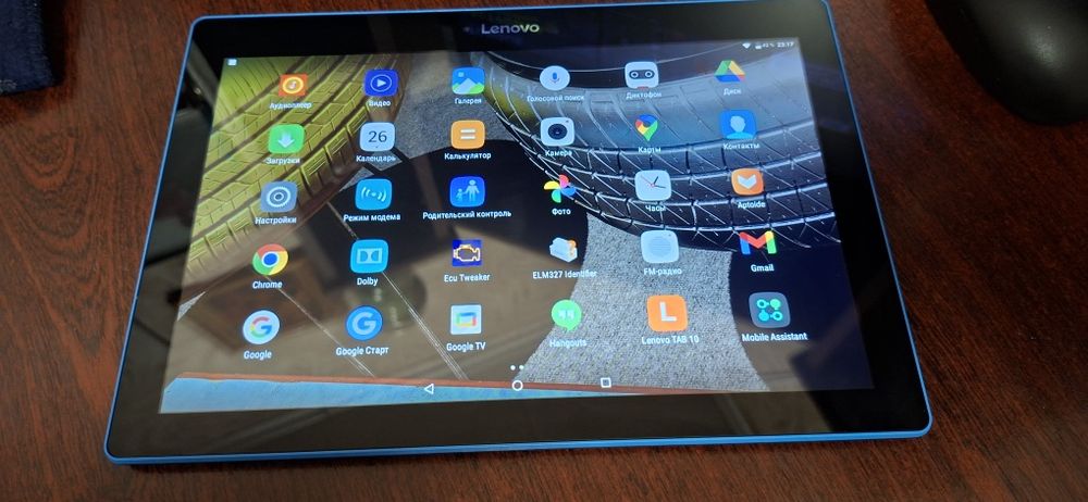 Планшет Lenovo TB-X103F