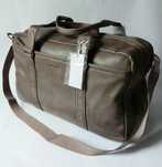 Elegancka torba weekendowa marki David Jones-