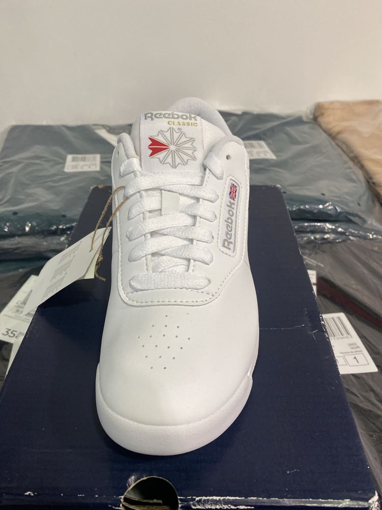 Calcado Reebok Mulher Branco Tamanho 37,5