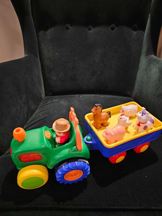 Dumel Traktor z przyczepą i zwierzetami