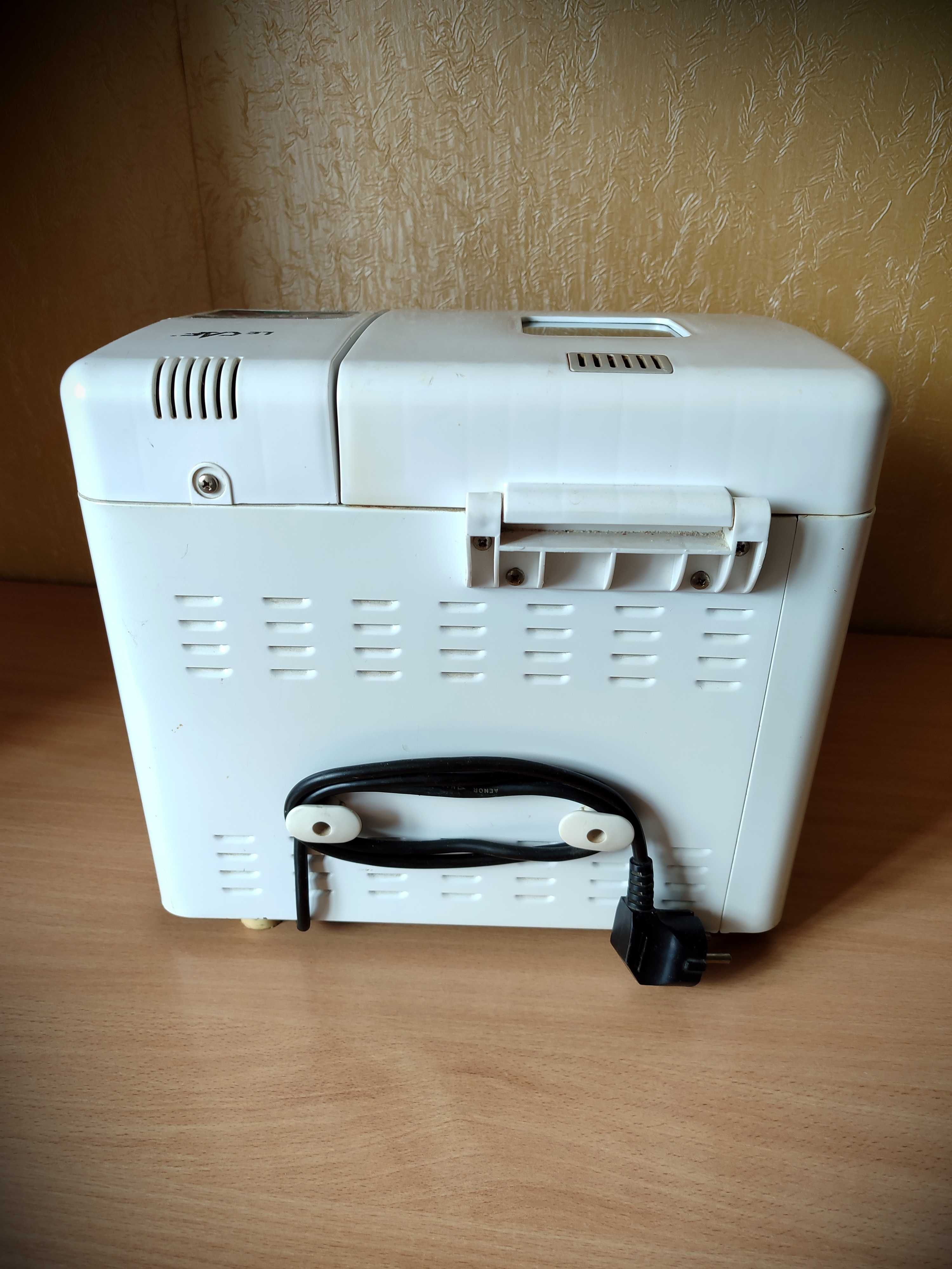 Германия Brotbackautomat LE CAF BGB-403 TS-238A Хлебопечка Хлібопічка