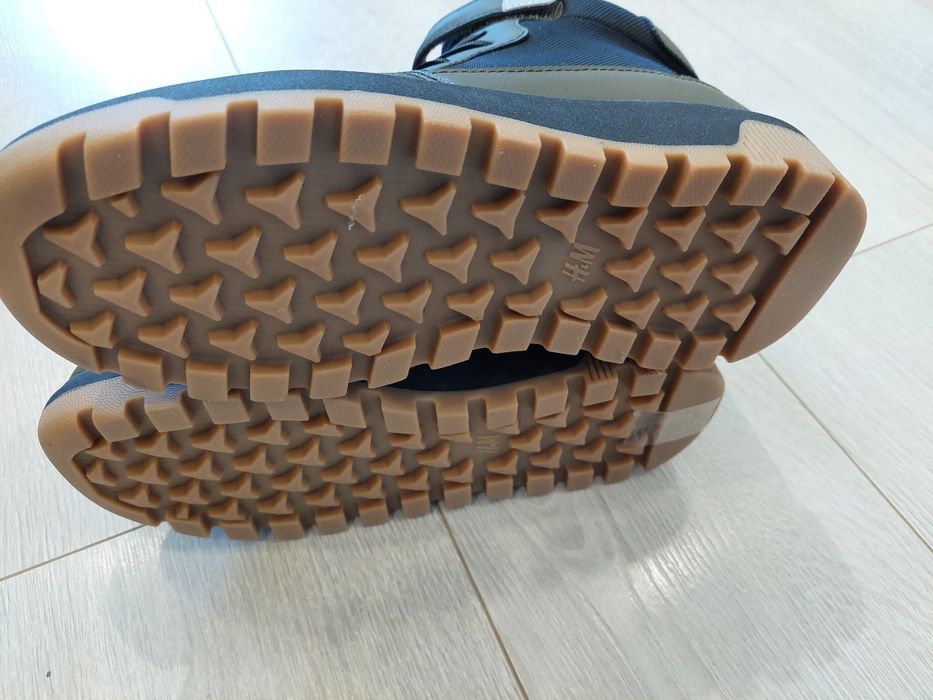 Черевики і кеди-хайтопи h&m 38