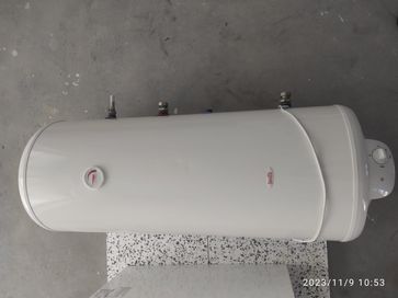Elektryczny ogrzewacz wody użytkowej z wężownicą 120l
