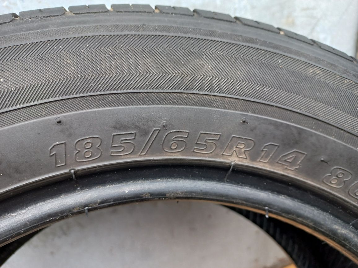 Продам резину KUMHO 185/65/14.