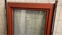 Okno drewniane Mahoń 124x87