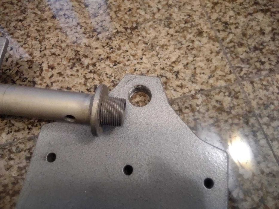 masywny stojak do wiertarki