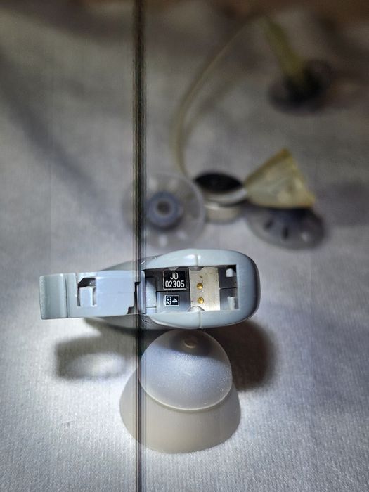 Цифровой Слуховой Аппарат AudioService XS (миниатюрный, заушный)