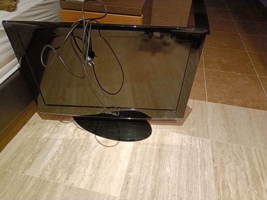 TV Samsung  para desocupar