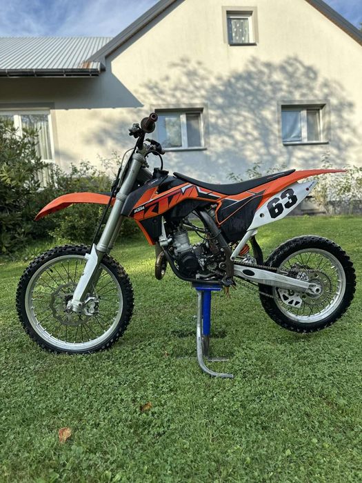 Ktm sx 85 cross.