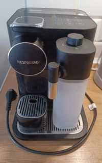 Ekspres DELONGHI Nespresso Gran Lattissima EN640.B Czarny