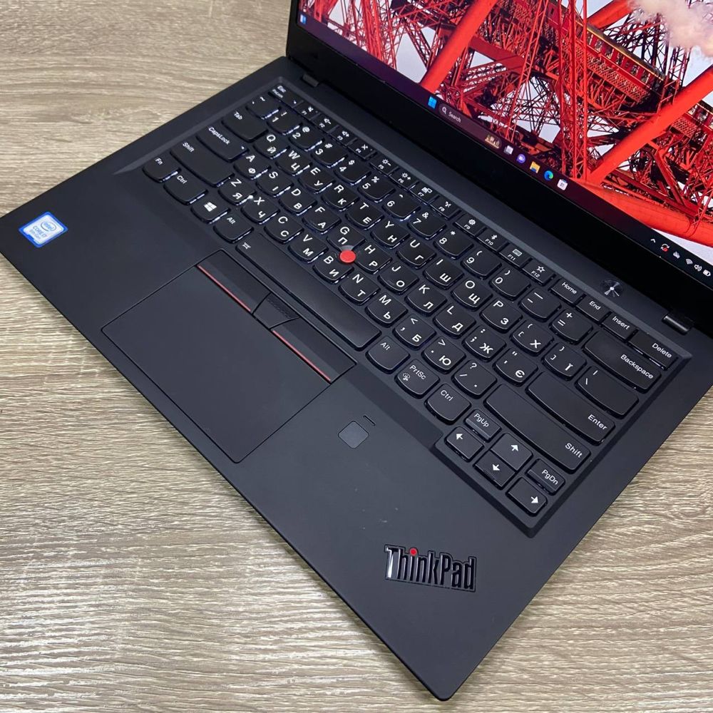 Ноутбук Lenovo ThinkPad X1 Carbon Gen 6 Touch i7 16GB 256GB