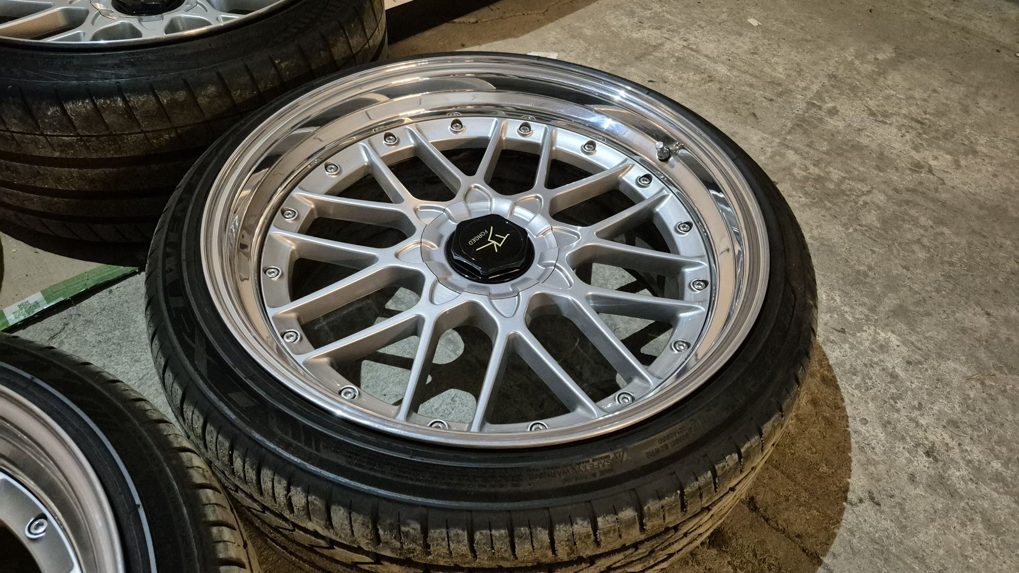 Felgi 21" DK Forged 11J ET25 i 9.5J ET15 2TLG BBS RS2