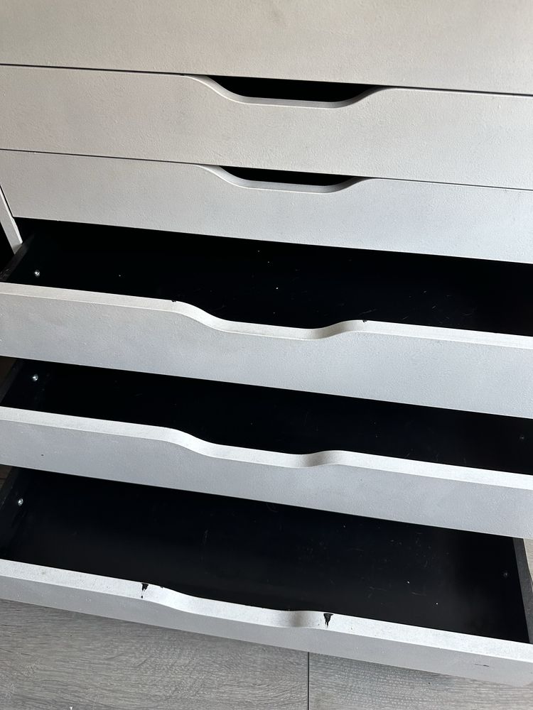 Komoda IKEA Alex