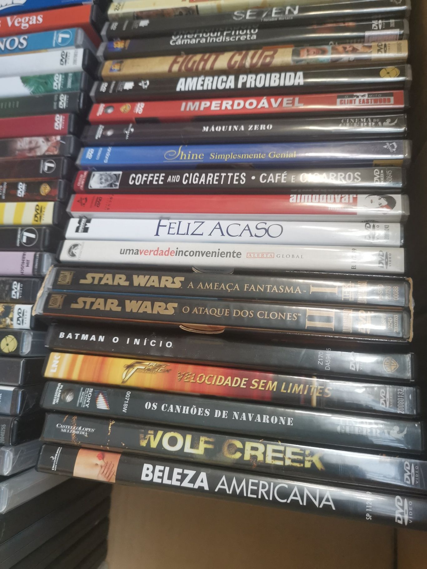 70 DVD's   Diversos, Batman, Starwars Etc