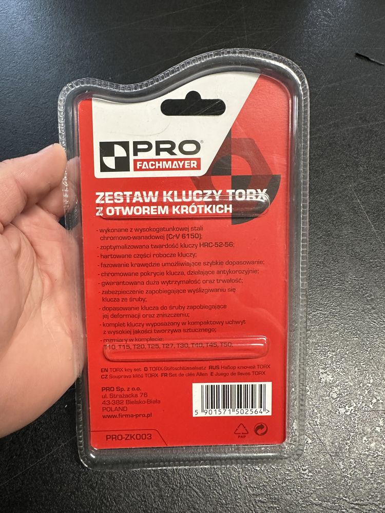 Zestaw 9 kluczy torx z otworem