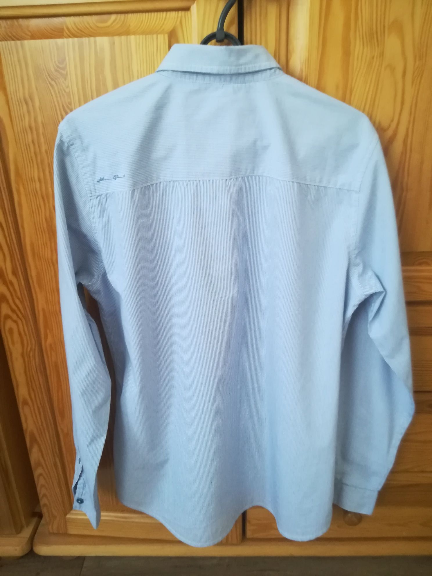 Męska koszula slim fit