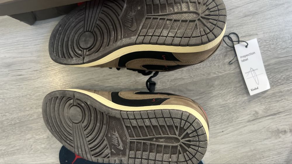 Air jordan1 Low x Travis