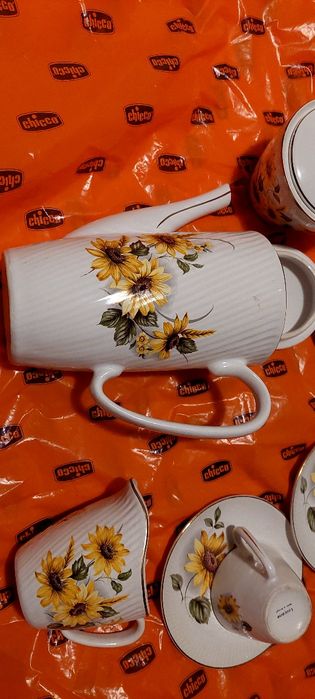 Louçeiro,chavenas,buls.6 peças