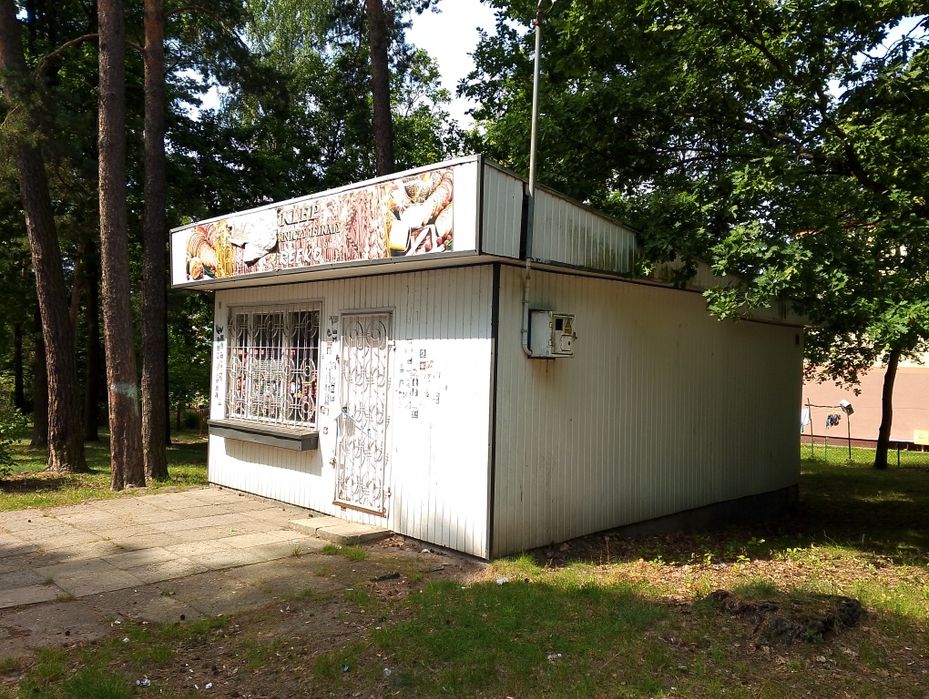 Lokal usługowy na sprzedaż lub wynajem