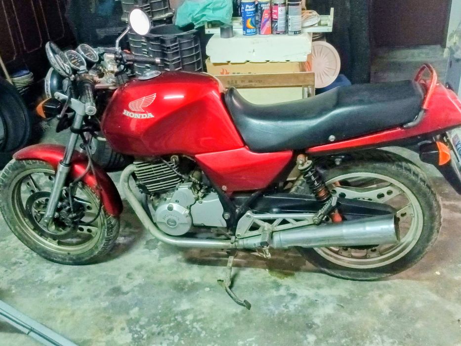 Honda xbr 500 de1988 com apenas 40.000 klm touda original