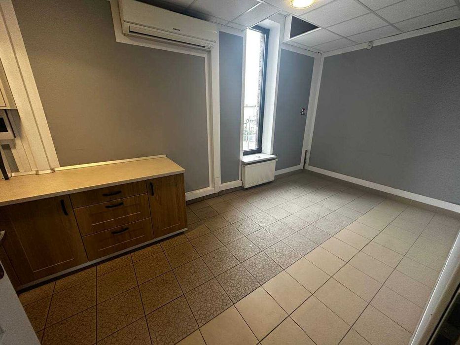 Wynajmę lokal biurowy 220m2