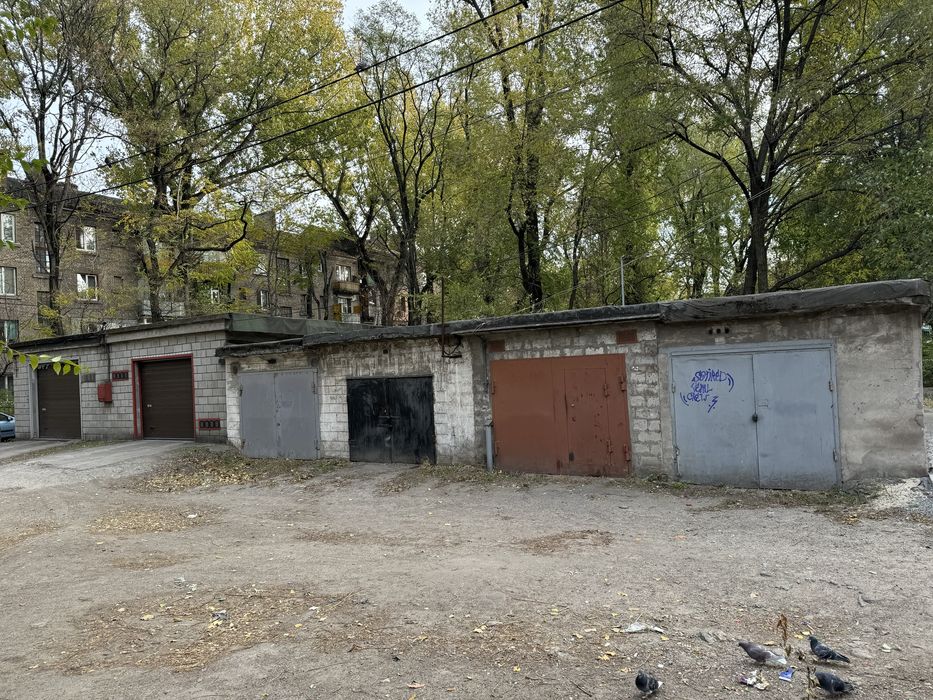 Продам гараж в центре