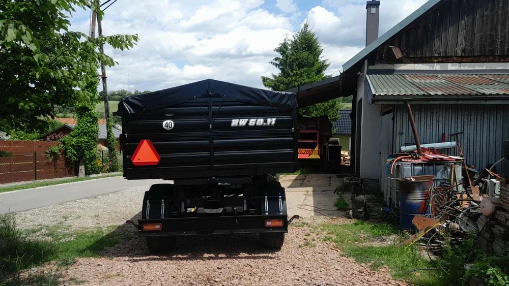 Przyczepa hl 6011. 8011