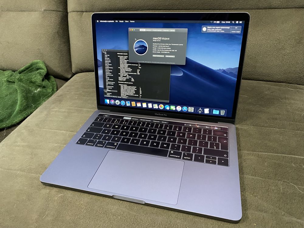 Macbook Pro 13" 2019  i7 2.8ghz  16gb 256gb