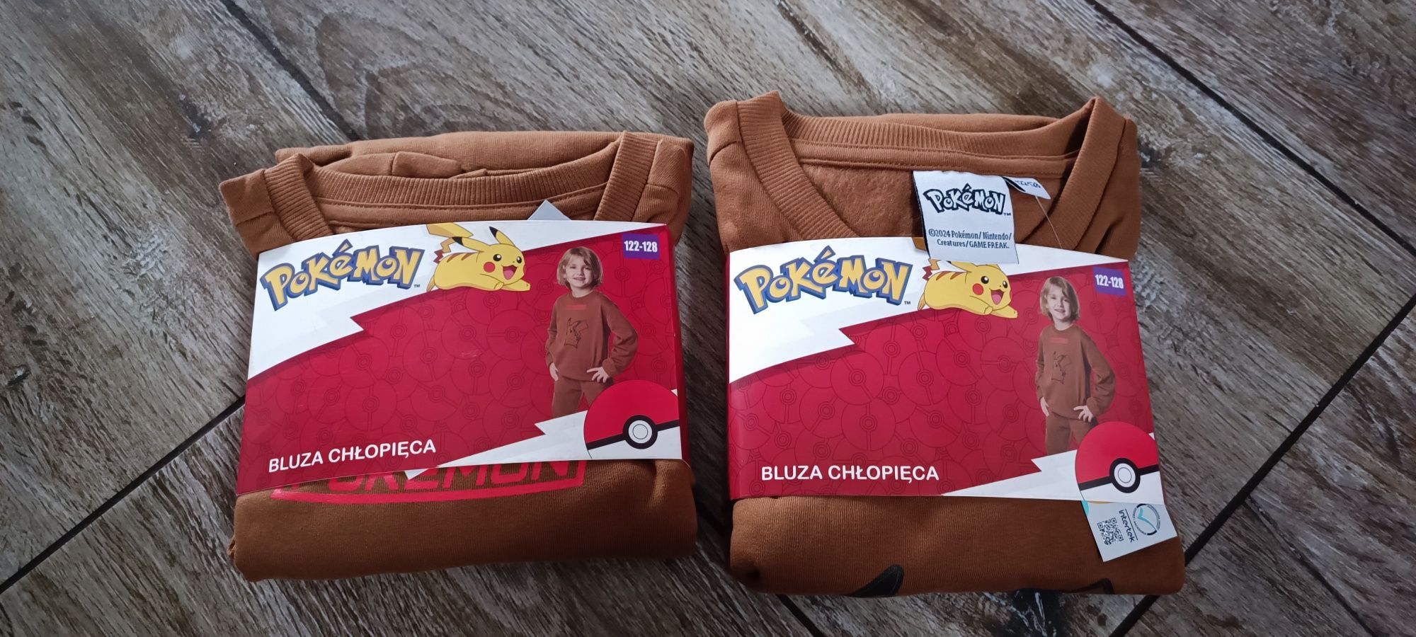 Bluza pokemon 122/128 dla bliźniaków