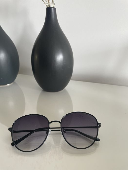 Okulary przeciwsłoneczne jak NOWE czarne