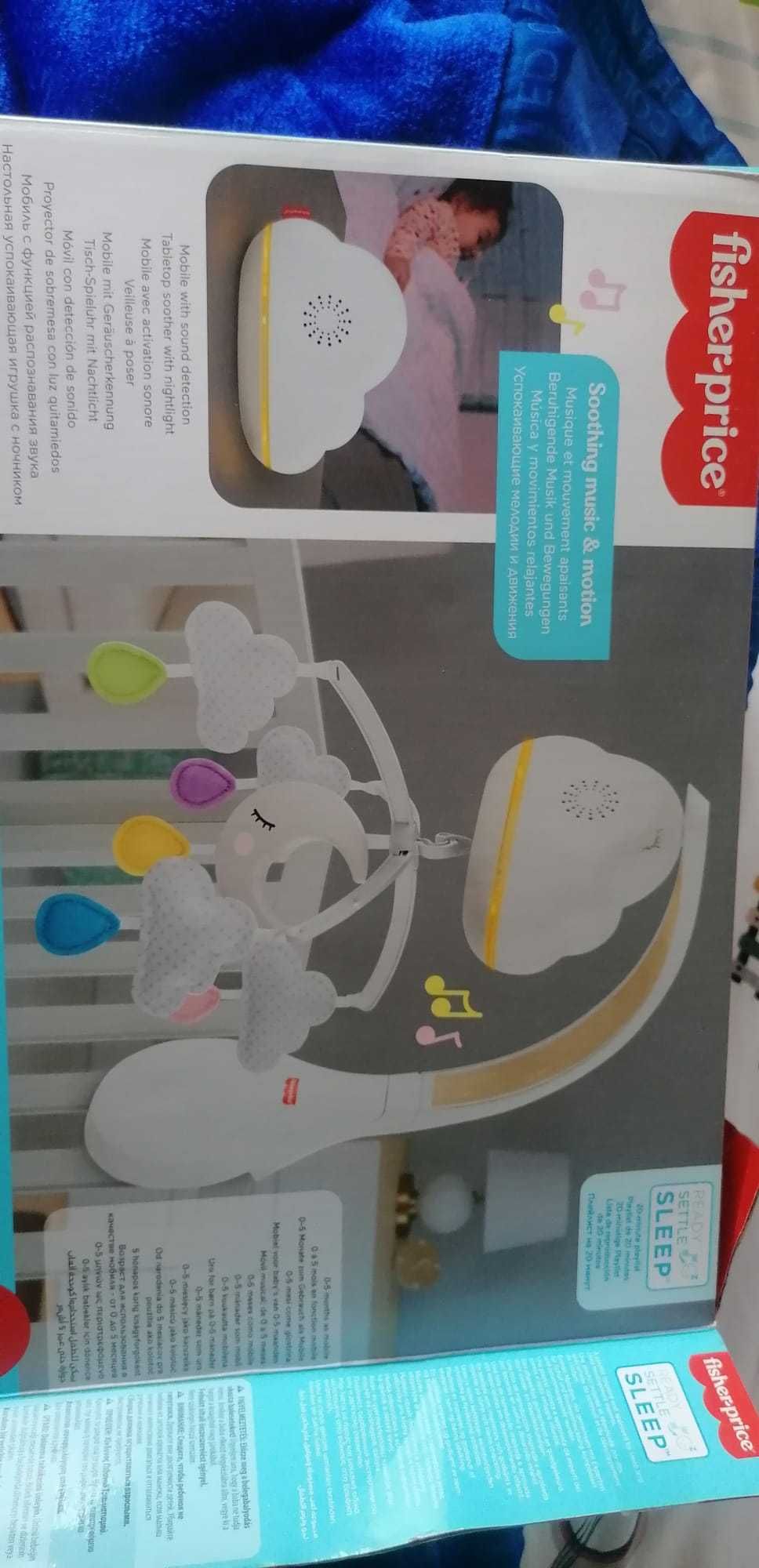 Brinquedo bebé  luz de presença