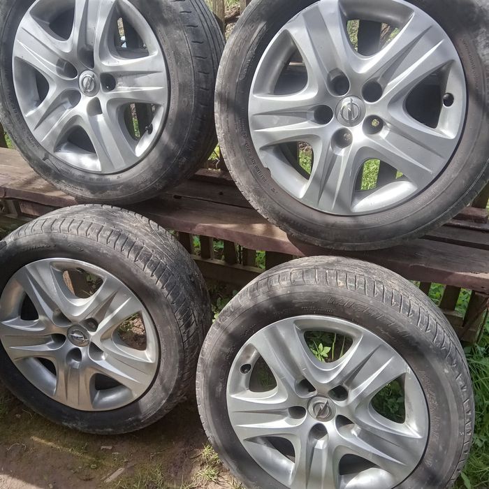 Продам колеса R17 5/120