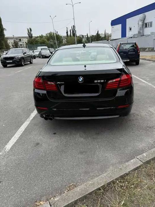 2013 BMW 5 F10 528