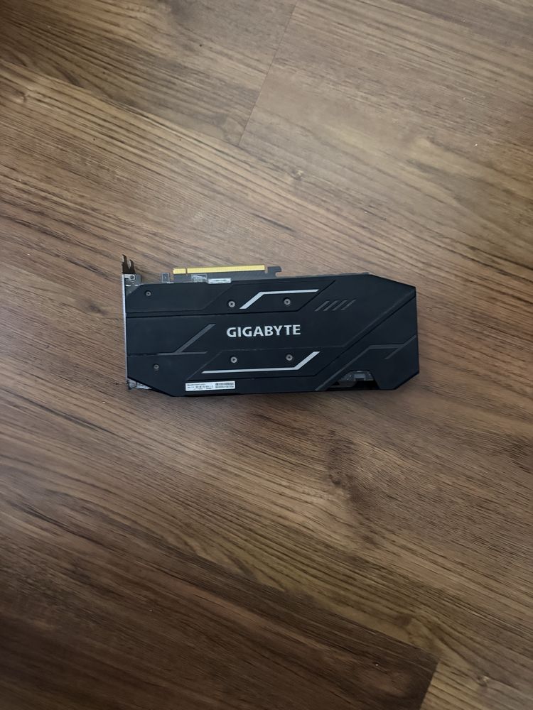 Karta graficzna RTX 2070 uszkodzona
