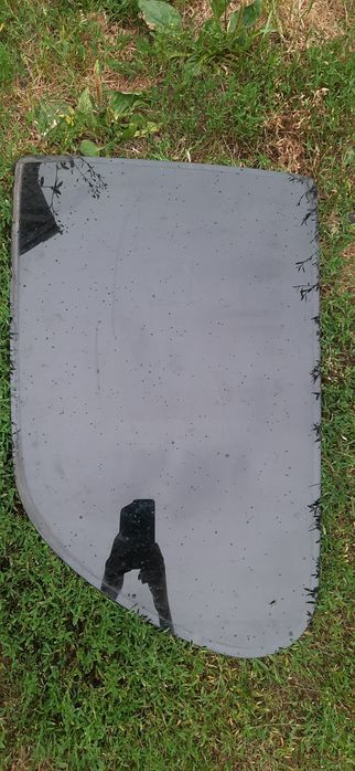 boczna tylna szyba Seicento ,przyciemniana