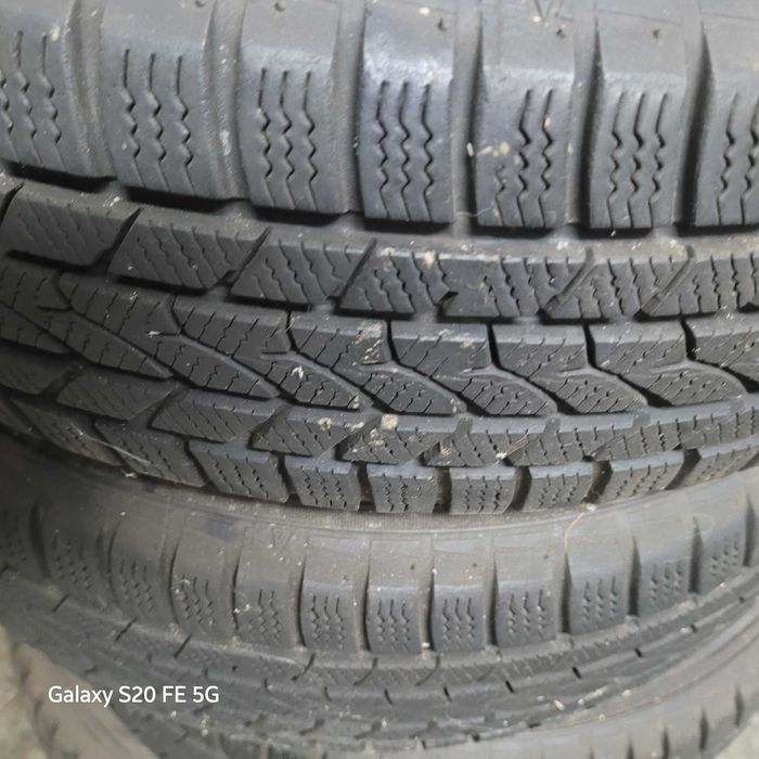 Opony zimowe z felgami