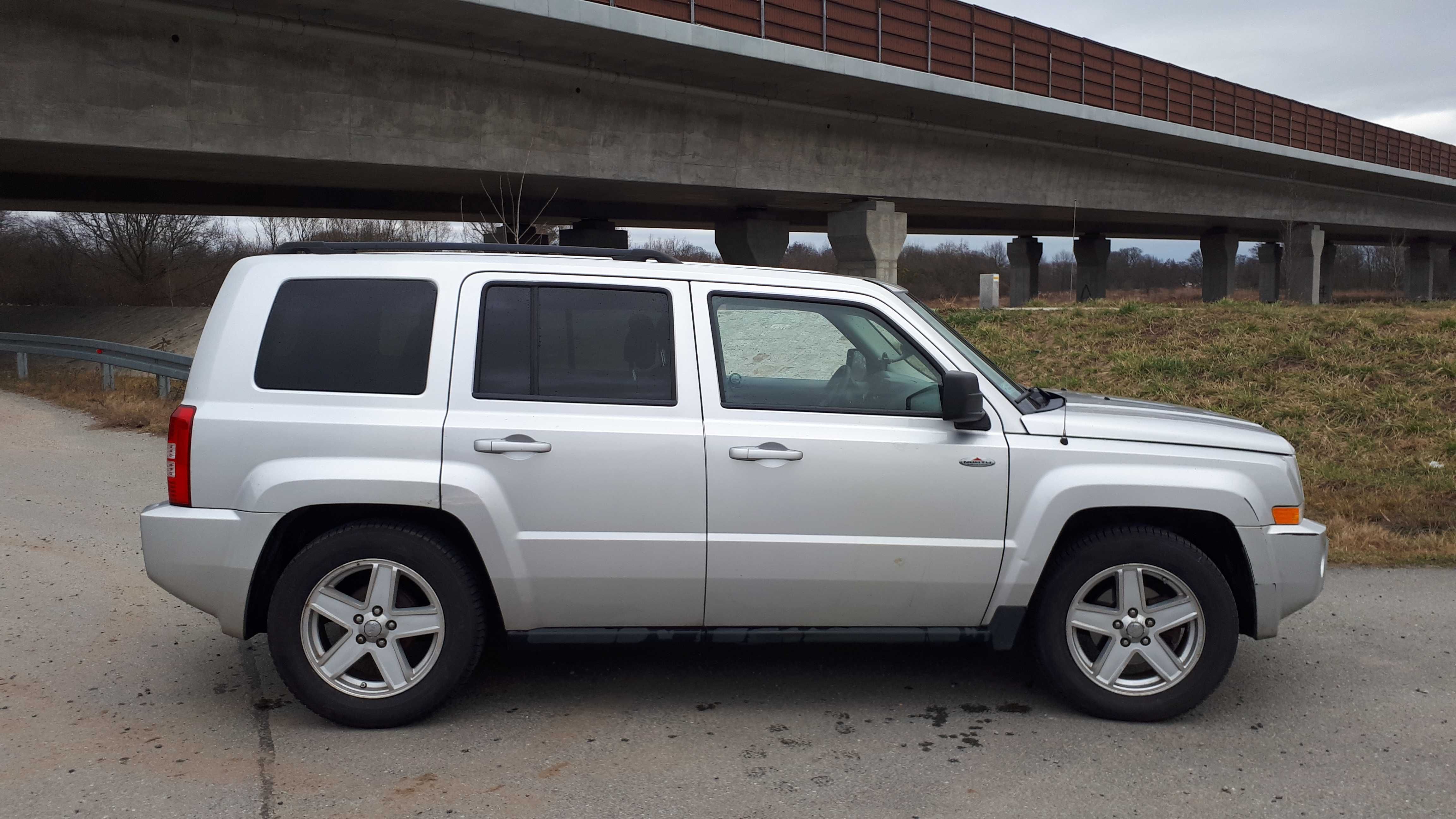 JEEP Patriot 2.4 benzyna