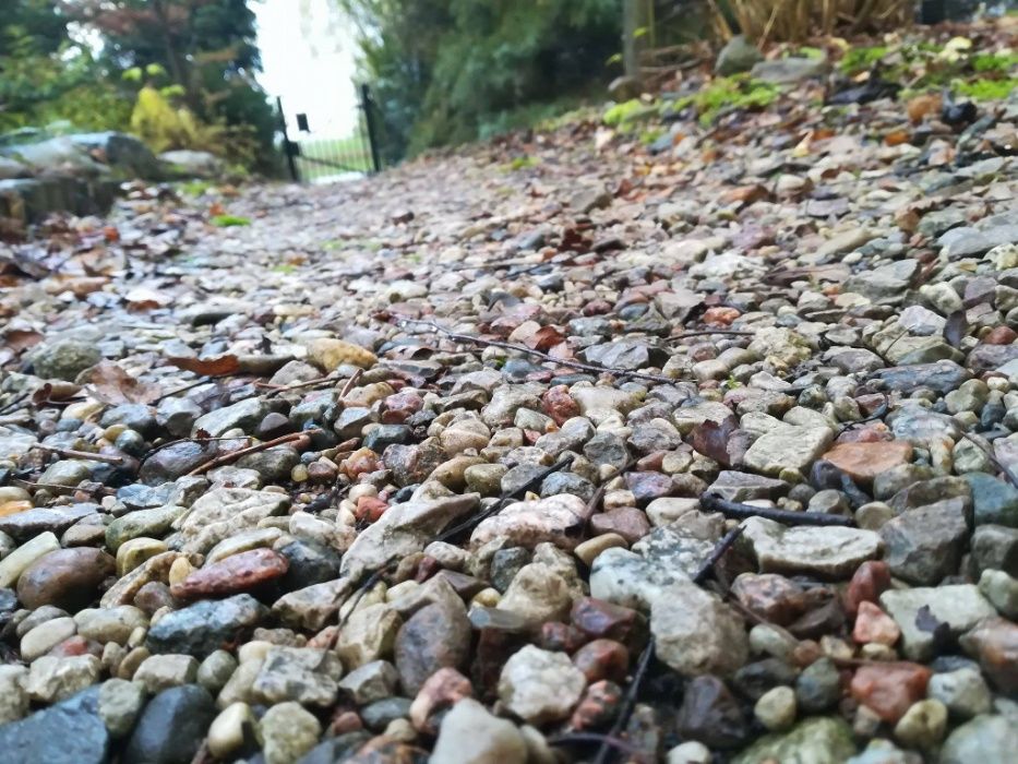 BEZ MARGLA Żwir 2-16, 8-16, 16-32mm kolorowy w workach i luz drenaż