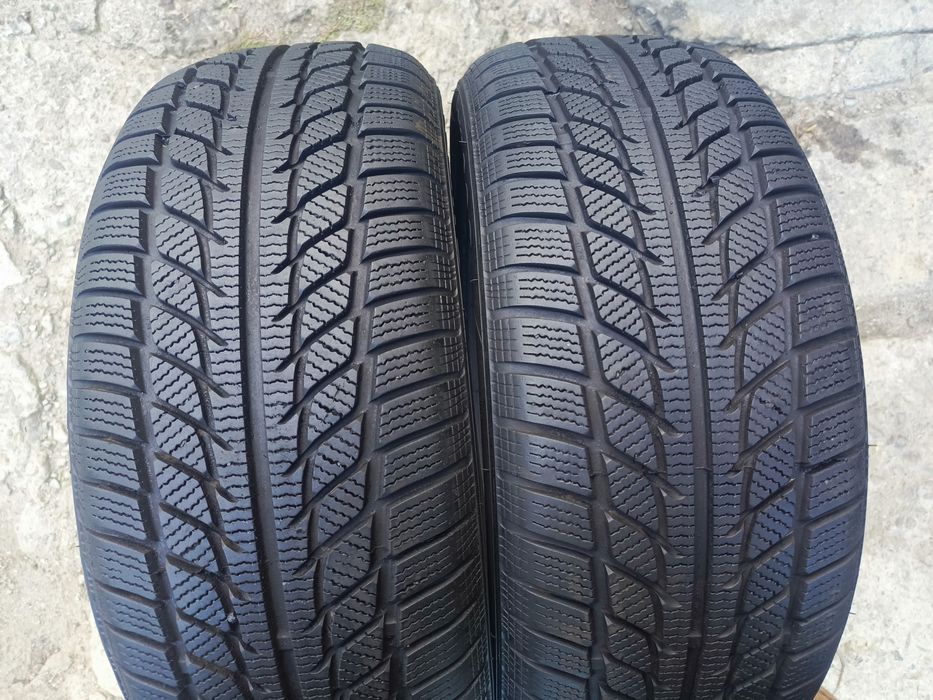 Sprzedam prawie nowe opony 215/55 r16