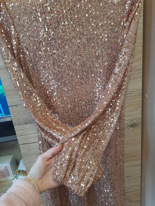 Сукня плаття нарядна ,сукня в паєтки .