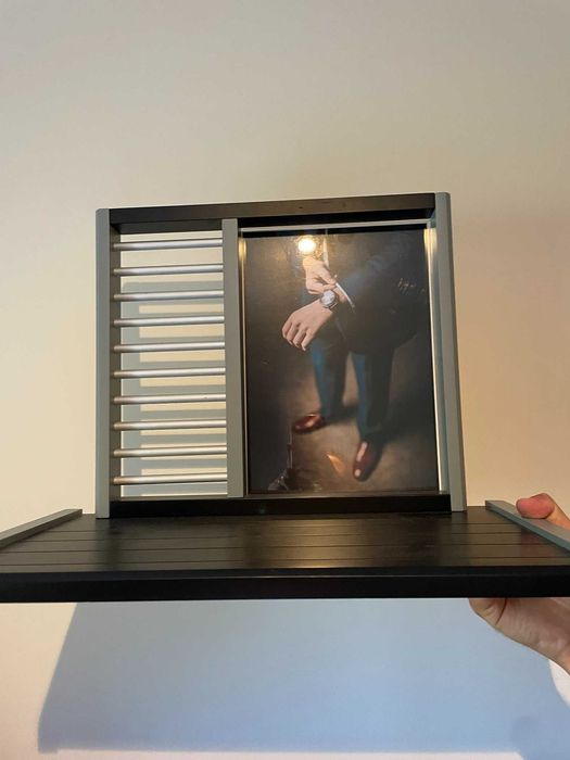 Expositor de relógios e pulseiras