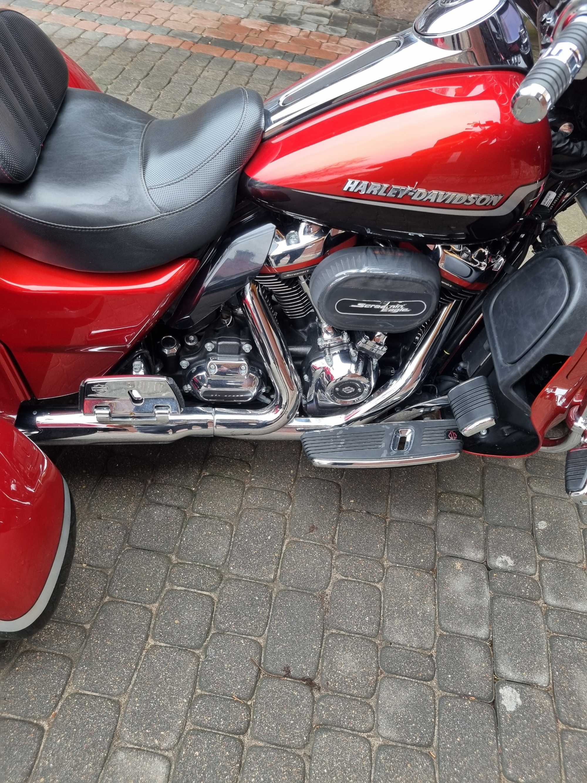 Harley-Davidson CVO Tri Glide Trajka