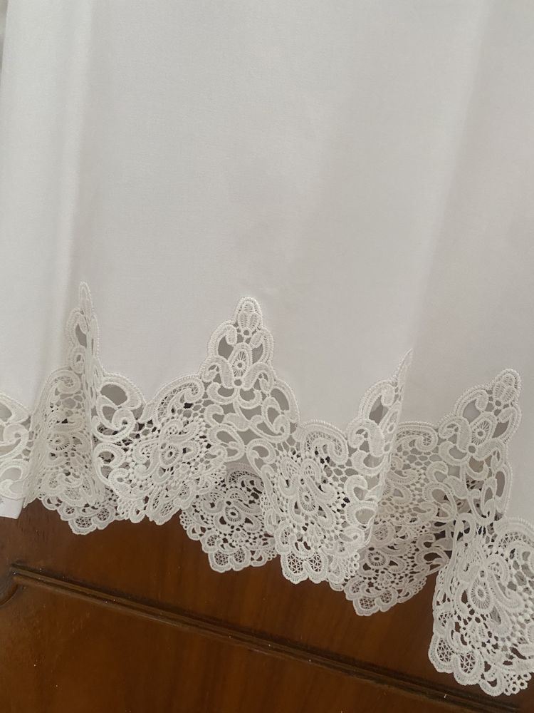 Blusa massimo dutti com renda