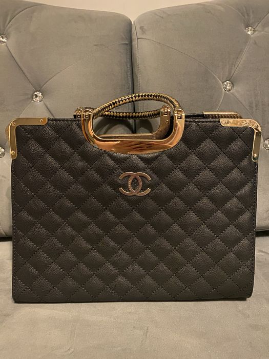 Czarna torebka damska