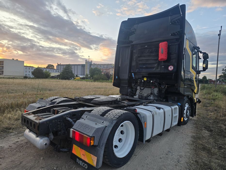 Iveco stralis hi way
