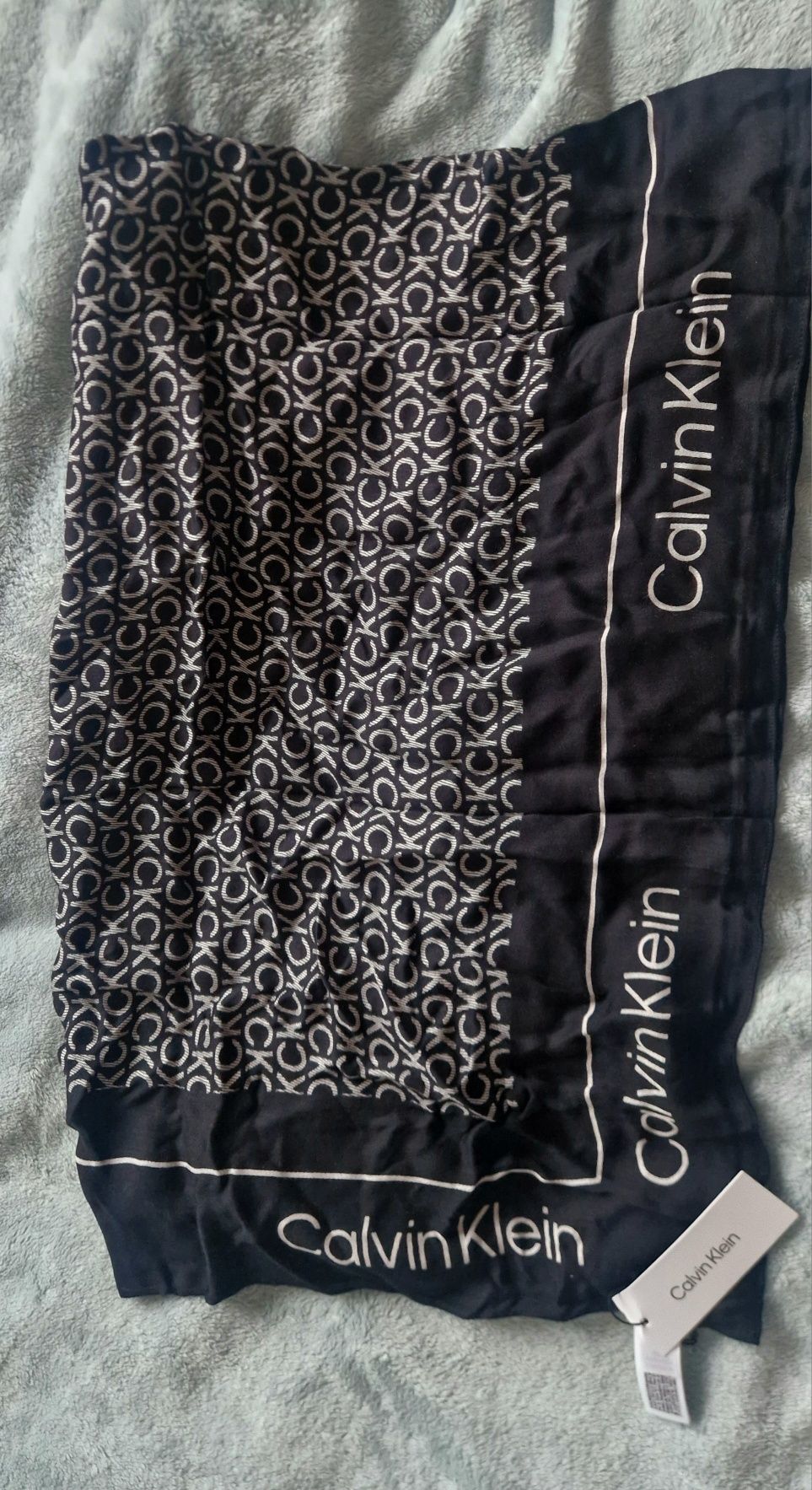 Calvin Klein chusta linear monogram scarf