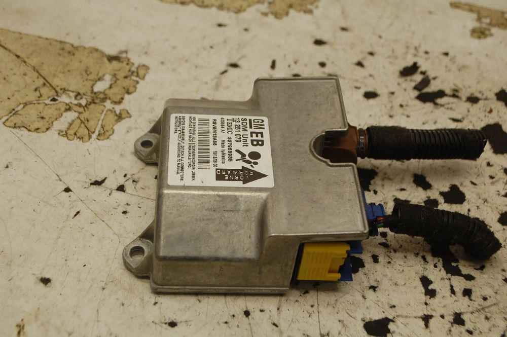 MODUŁ AIRBAG PODUSZEK 13251079 OPEL ASTRA III H