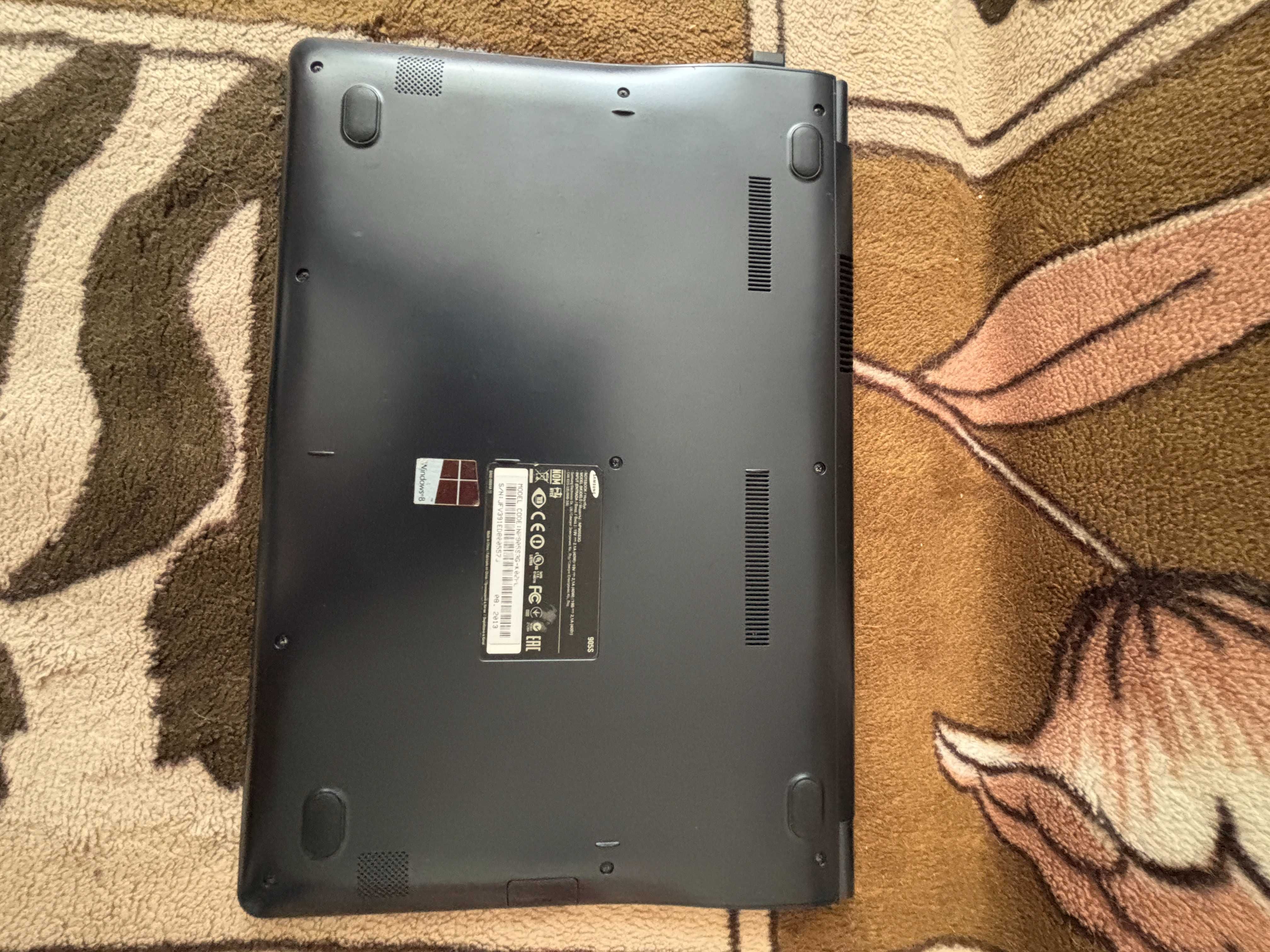 Laptop Samsung 13,3" NP905S3G Quad Core 4 GB/119SSD Win10